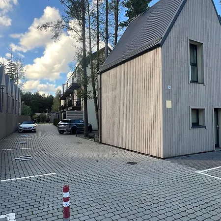 Ciki Puki Buto Nuoma Su Sildomu Lauko Baseinu Kunigiskese Apartman *